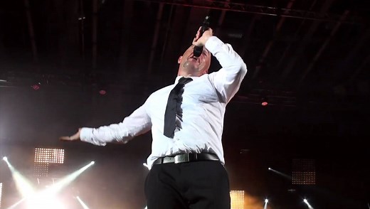 Alle 20 Songs der Gipfelstürmer Tour auf CD. Holt Euch das unvergessliche Konzert mit der neuen Live-CD an Euren Lieblingsort! Mehr Infos & CD sichern hier: www.unheilig.com | Unheilig