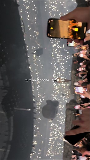 Travis Scott Performs 90210 at Circus Maximus Tour Detroit Stop