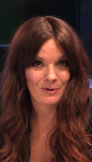 🕊️El último adiós de Laura Márquez a Robe Iniesta: "Gracias a tu música puedo volver a momentos de mi vida con una nitidez que yo creo que hasta puedo oler" Programa al completo disponible en nuestro canal de YouTube y en tu plataforma de podcast favorita (link bio) #nitanbien #lauramarquez #robeiniesta #extremoduro #dep #adios #musica #leyenda #icono #cadenaser #cantante | Ni tan bien SER