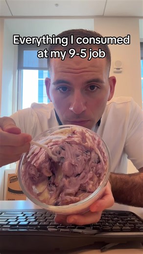 Heavy Java Day. #whatieatinaday #9to5 #fyp #corporate #officelife @Drink LMNT @MUSH Overnight Oats @canadadry @Diet Coke @Thesis Nootropics @trident gum