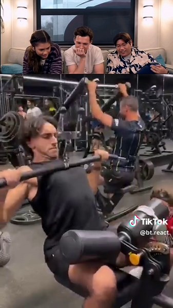 Try Not To Laugh Challenge . . . #tik_tok #viralvedio #viralditiktok #goviral #fyp #foryoupage❤️❤️ #CapCut #plesesupport #tomholland @TikTok UK