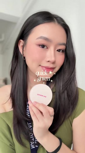 Powder Foundation Morning Routine: Quick GRWM for School