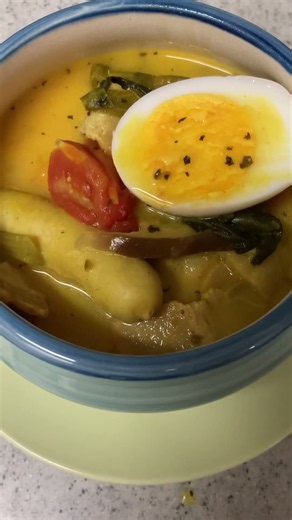 冷蔵庫にあるもので野菜のスパイシー豆乳スープ🥣ブランチ