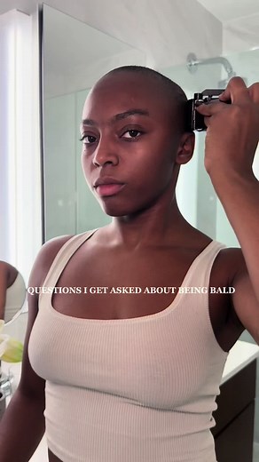 i distinctly remember that when the lady said my hair terrified her, that i knew i was going to have to find a strong voice and remember that im cutting my hair for myself and no one else. and good lesson early on in my bald journey #scalpcare #baldhead #baldgirl #baldandbeautiful #fyp