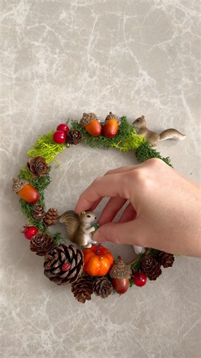 DIY Mini WOODLAND Wreath AUTUMN Craft 🍄🌲🐿️