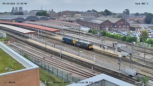 York Choppers SLC Operations operated #Class20 20007 & 20205 provide the soundtrack as they depart York.🔊 ℹ️ #York National Railway Museum to #Derby RTC 🎥 #YorkROC 📅 09/10/21 | Railcam