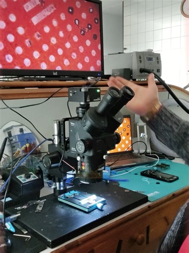 مراجعة مايكرو سكوب Qianli X6558 SCOPe بعد استخدام 6 شهور مراجعة ميكروسكوب Qianli X6558 ميكروسكوب Qianli Gorilla تجربة حقيقية أفضل ميكروسكوب صيانة الهواتف 2026 ميكروسكوب احترافي للصيانة الدقيقة مراجعة معدات صيانة الموبايل ميكروسكوب تتبع الشورت ميكروسكوب مايكرو سولدر أدوات صيانة البورد أفضل ميكروسكوب لفنيين الصيانة ميكروسكوب للآيفون 15 صيانة تجربة 6 شهور Qianli X6558 مشاكل ميكروسكوب Qianli مقارنة ميكروسكوبات صيانة الهواتف عدسة Barlow للميكروسكوب تصوير صيانة الهواتف ميكروسكوب Qianli X6558 microscop