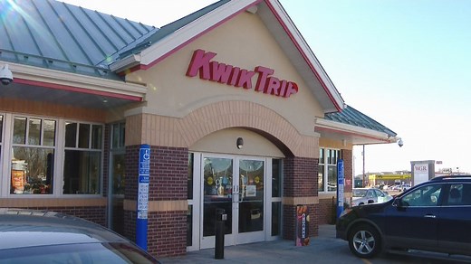 Kwik Trip to discontinue 40-year tradition of bagged milk due to declining demand