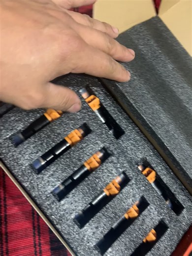 Watch Package handling on Amazon Live