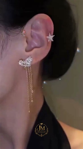 Magical 💫🥀💝 Butterfly🥰🦋✨ Crystal Ear Cuff & Chain Earrings ❤️ Romantic Jewelry Styling