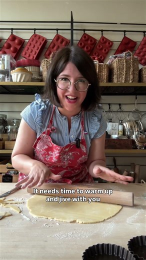 How to keep your tart dough from cracking ✨#baking #tarte #lemontart #chocolatetart #frenchpastry