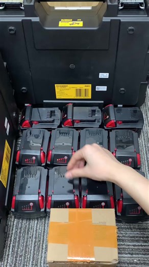 Replacement M18 battery 🔋 Cheap and durable!#shopvideocarnlval #tiktokshophoildayhaul #m18 #tiktokshop #m18