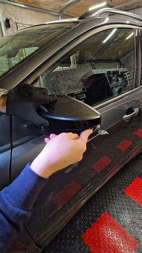 How to Wrap a Side Mirror Perfectly Using Knifeless Tape #MechanicLife #satisfyingfix #restoration