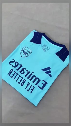 世界に一つのカスタムユニフォームを手に入れよう！