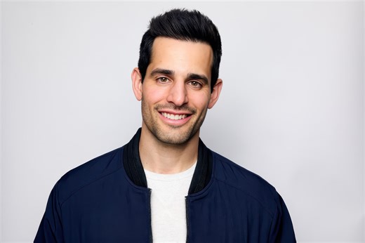 Emmy-Winning Host Chris Van Vliet Partners With Cumulus Podcast Network