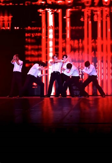 NCT 127 การแสดงเพลง Lemonade ที่ตราตรึงใจ