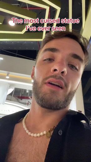 That needed to be WELDED on #transformers #bumblebee #china #anime