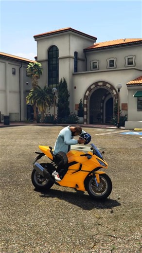 Do Helmets Save Your Life in GTA 5 ? 🤔
