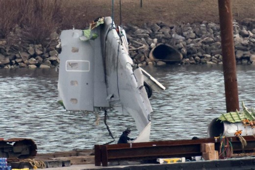 US safety board finds FAA failures led to fatal mid-air collision