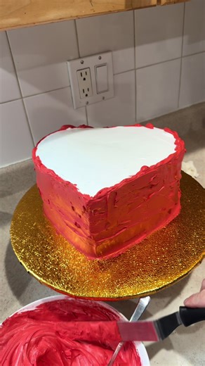 Bravos cake & decor (@bravoscakeanddecor)’s videos with sonido original - música de banda 🤠