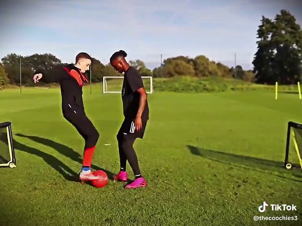 Best YouTuber Freestyler: LDN Movements in Action