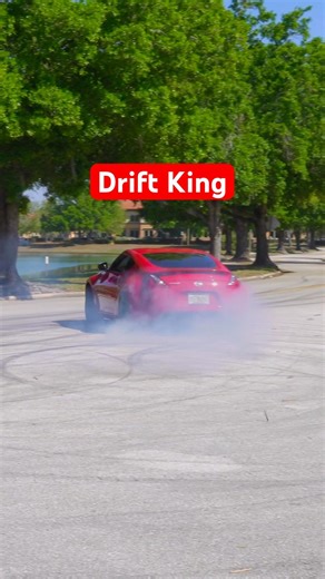 INSANE 370z Does Donuts, Drifting, & Burnouts!