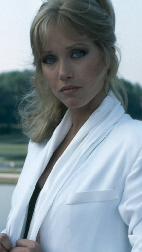 80sCultureChannel on Instagram: "Tanya Roberts as Stacey Sutton in A View To A Kill (1985) - - For More 80s Content follow @80sculturechannel - - We Keep The 80s Alive - - #aviewtoakill #tanyaroberts #bondgirl #80s #80smovies #model #jamesbond"