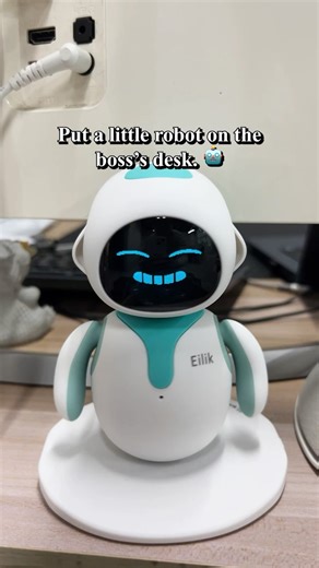 I Put a Tiny Robot on My Boss’s Desk. His Reaction Surprised Me 👀 | Vacuum Forming Packaging Demo