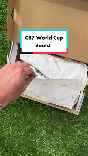 CR7 World Cup Boots - Rating and Review