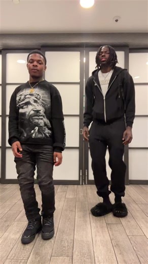 Where is your manners 🔥🔥 #vello #him2 #blowthisup #fypシ゚viral #trending