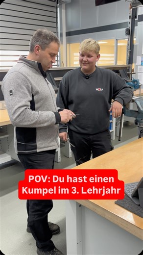 WOLF Heizung, Klima, Lüftung on Instagram: "ERICH I WAR FERTIG 🗣️🗣️ Welche Feilen-Profis unter euch haben auch so stabile Kolleginnen oder Kollegen im 3ten Lehrjahr? 😂 #wolfheizung #wolfheizung #azubi #azubilife #shk #lustaufhandwerk #pov #teamwork #worklife"