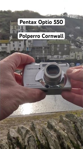 Retro digital camera from 2003 holding up in 2026 #pentax