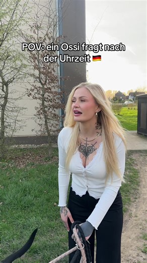 Wer sagt viertel nach Drei? Seid ihr Team ,viertel viere' oder viertel nach drei? 👇🏼👀