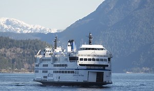 BC Ferries cancels sailings during busy holiday break due to high winds
