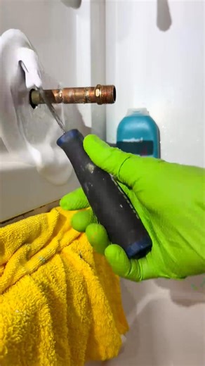 4.1K views | Tub Spout Replacement _fix_001 #tub #foryou #plumbersoftiktok #theconservativeplumber #diy #plumber #plumbinglife #plumbingrepair #bathroommakeover #bathroom #serviceplumber #bathroomremodel #plumberlife #tubspout #plumbing #fyp #plumbingtok | Alvin Carver | Facebook