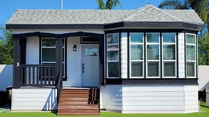 "K517H" by Skyline Homes | 2-3 Bed, 2 Bath Mobile House Tour