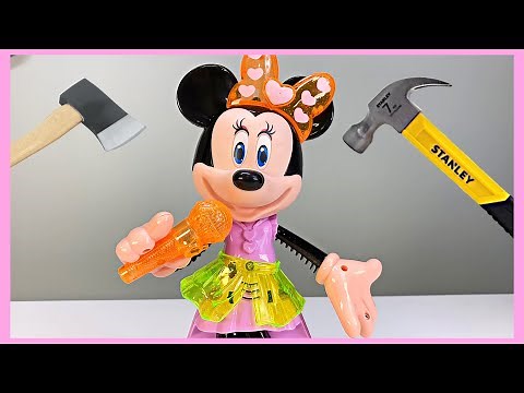 What's inside Minnie Mouse with microphone?
