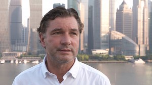 318K views · 194 shares | Der China-Aufenthalt startet mit einem Kracher: Borussia Dortmund holt Mario Götze in die Heimat zurück. Sportdirektor Michael Zorc äußert sich im Interview erfreut über diese Verpflichtung. // Exclusive: Borussia Dortmund's sporting director Michael Zorc talks Mario Götze. | Borussia Dortmund | Facebook