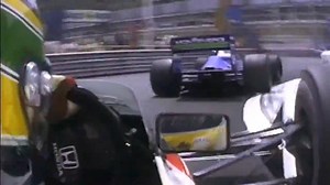 Zítra se jede Velká cena Monaka, tak si pojďme připomenout legendární kvalifikační kolo jednoho z nejtalentovanějších pilotů všech dob! | Auto.cz - vše o autech na jednom místě