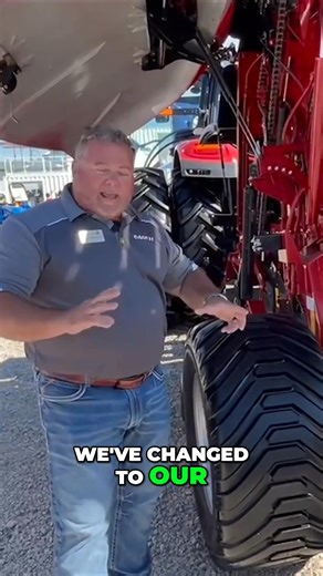 34K views · 155 reactions | The RB6 series round baler sports a new colour scheme, making it easier to monitor crop flow. Check the whole list of upgrades in the new RealAg video on YouTube! #RB6Baler #roundbaler #farmequipment #agriculture #baling #CaseIH | RealAgriculture | Facebook