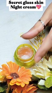 Korean secret night cream😍 #nightcream #koreannightcream #secretnightcream #glassskin #glassskinnightcream #skincare #beautytips @topfans Title: Amore Artist: Tony Dark Eyes Link: https://business.facebook.com/sound/collection/?sound_collection_tab=sound_tracks&asset_id=1492906644931453&reference=artist_attr @topfans | Mind power