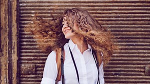 Dauerwelle selber machen: Anleitung & was du dafür brauchst