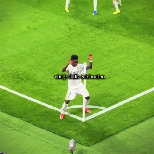 Vini Jr's Skills Celebration Breakdown