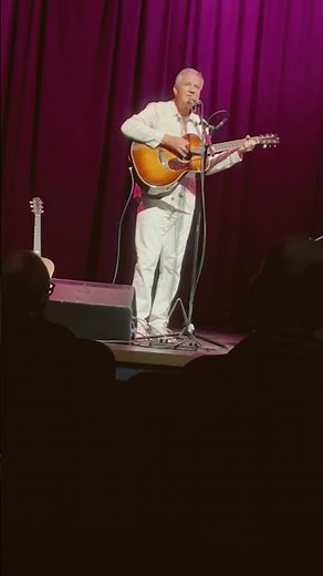 Lloyd Cole performs Perfect Skin & Forest Fire - live at Whitley Bay, UK, 24th September 2024