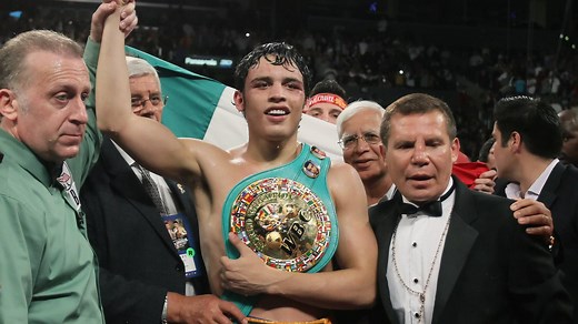 Jake Paul vs Chavez Jr - Chavez Jr tient le coup face à l'un des plus grands noms de la boxe | DAZN News FR