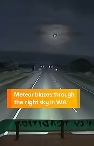 A massive meteor has lit up the night sky over Perth. #meteor #meteorshower #perth #wa #nightsky #comet #sunriseon7 WATCH SUNRISE FOR MORE | @7plus ☀️ | Sunrise