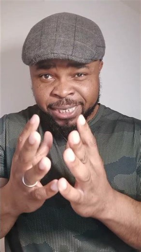 Jules Betsaleel - AI: The shadow and the light of algorithmic seduction.