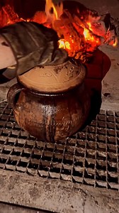 Who is having sarma for lunch today? Learn the authentic recipe: www.tasteatlas.com/sarma/recipe Sarma is a traditional dish often associated with New Year’s celebrations in many parts of Eastern Europe, the Balkans, and the Mediterranean. The dish consists of cabbage leaves (or grape leaves, depending on the region) stuffed with a mixture of minced meat, rice, and various spices, then simmered in a pot with tomatoes or sauerkraut juice. In addition to the dish itself, the custom of eating sarma