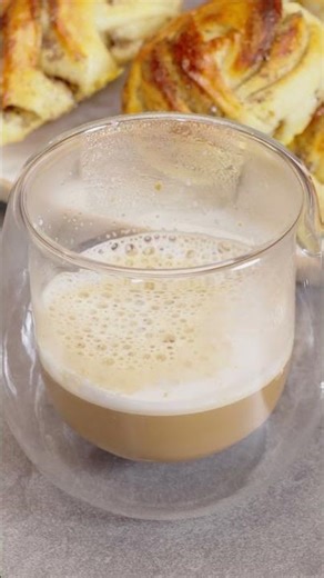 Espressor automat, OPTIMA, 2L, râșniță încorporată, spumare automată, 10 programe, 15 Bari, 1450W