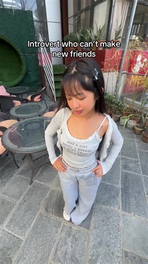 Exploring Introverts and Extroverts in Friendship